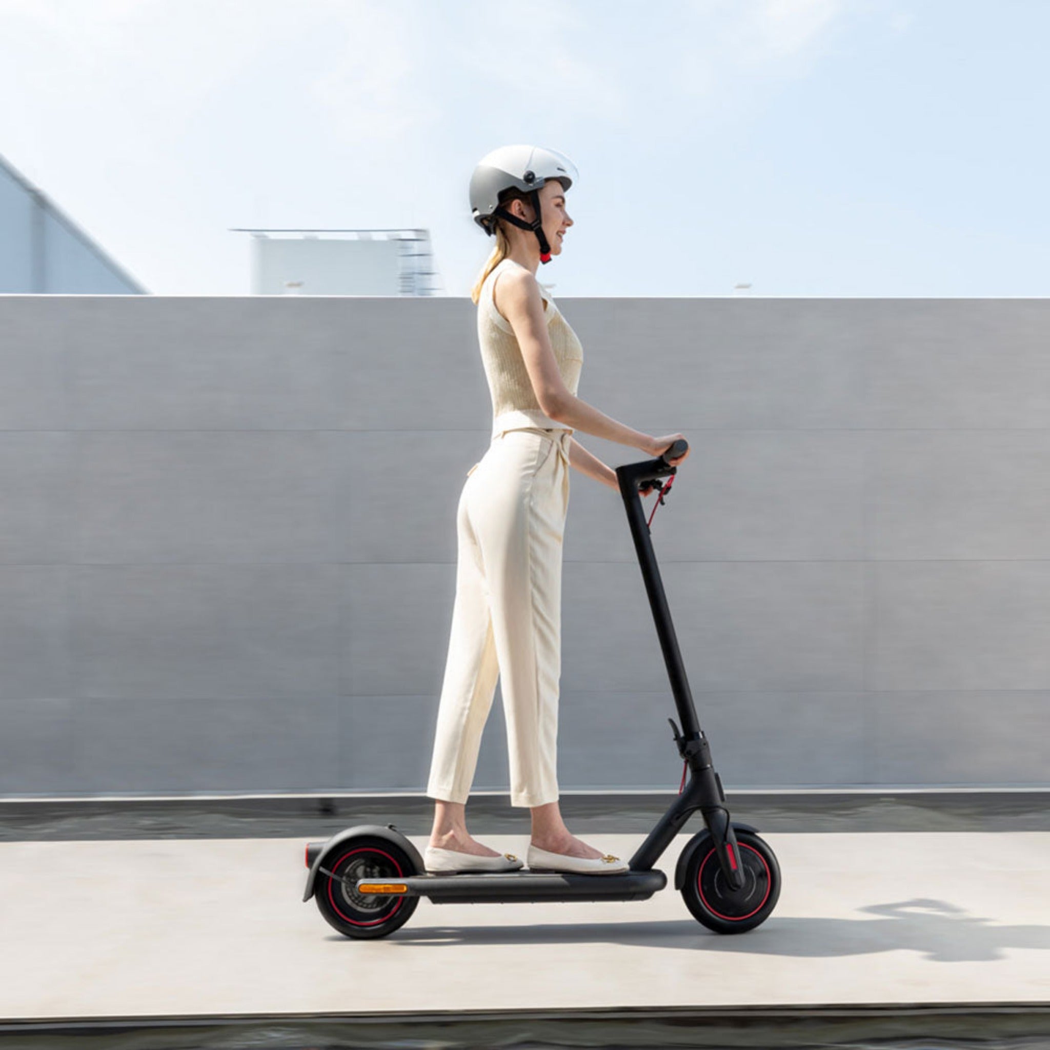 Xiaomi Electric Scooter 4 Pro -Latest Xiaomi Scooter Pro Serires – UAE  SCOOTERS